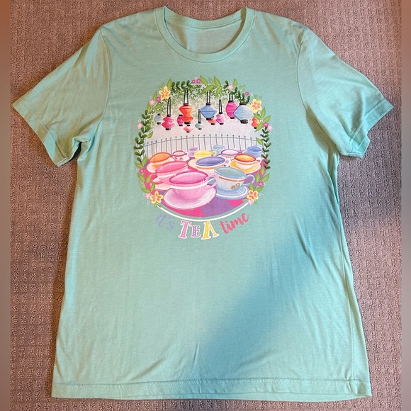 Disney inspired teacups tee shirt in mint green - Picture 1 of 3